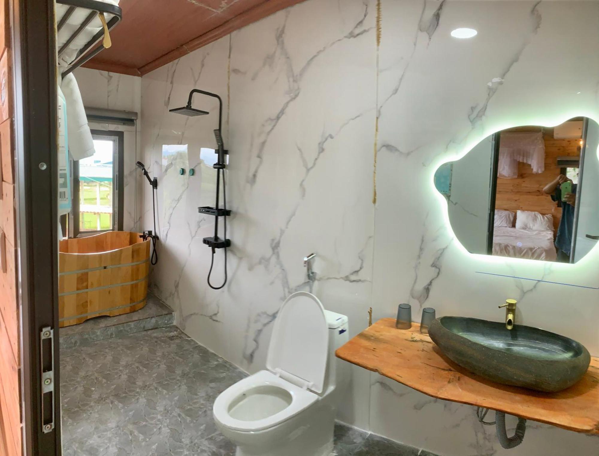 A Thia Homestay Diện Biên Phủ Buitenkant foto